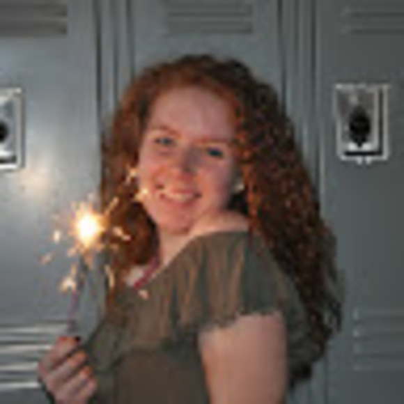 Meet your Posher, Eliza - Picture 1 of 1